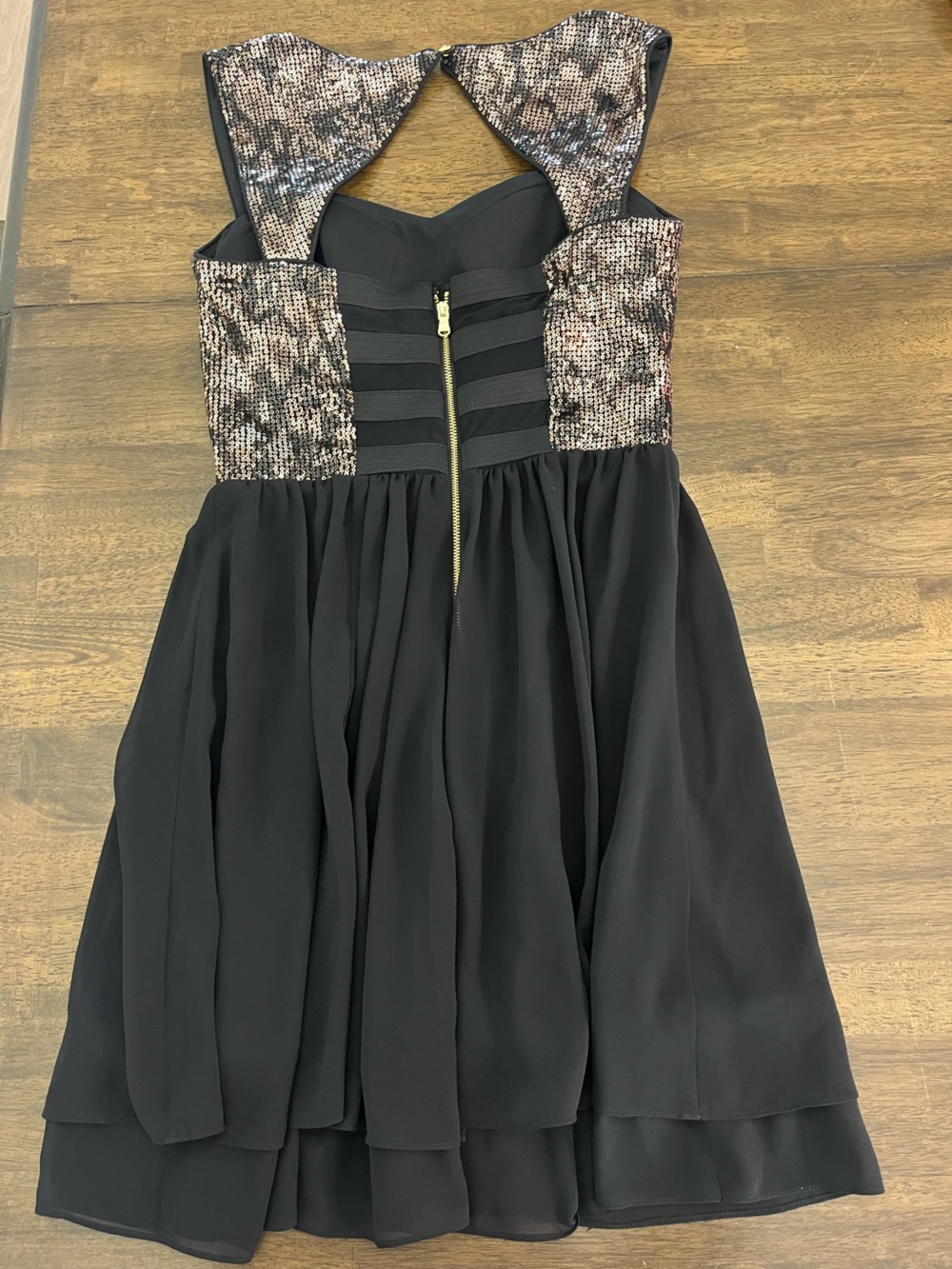 GUESS Sequin Bodice A-Line Dress Sweetheart Neckline Prom Homecoming Dance Sz 4 - Picture 5 of 7